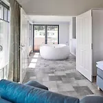 In Mit Grosser Sauna By Interhome Vakantiehuis