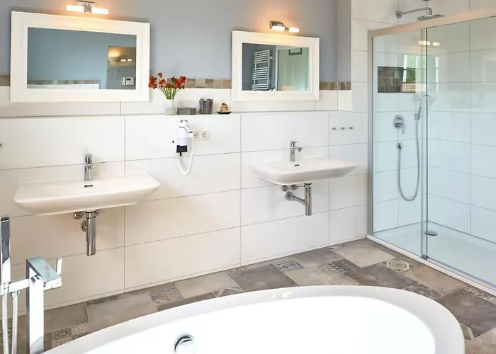 In Mit Grosser Sauna By Interhome